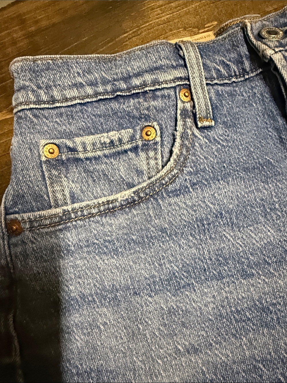 Levi's Light Blue Denim 501 Cutoff Women's Shorts - Picture 9 of 9